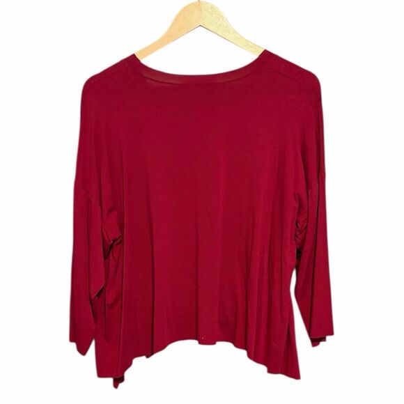 Blanque Crimson Red Asymmetrical Hem Long Sleeve Top 1 - Picture 2 of 5